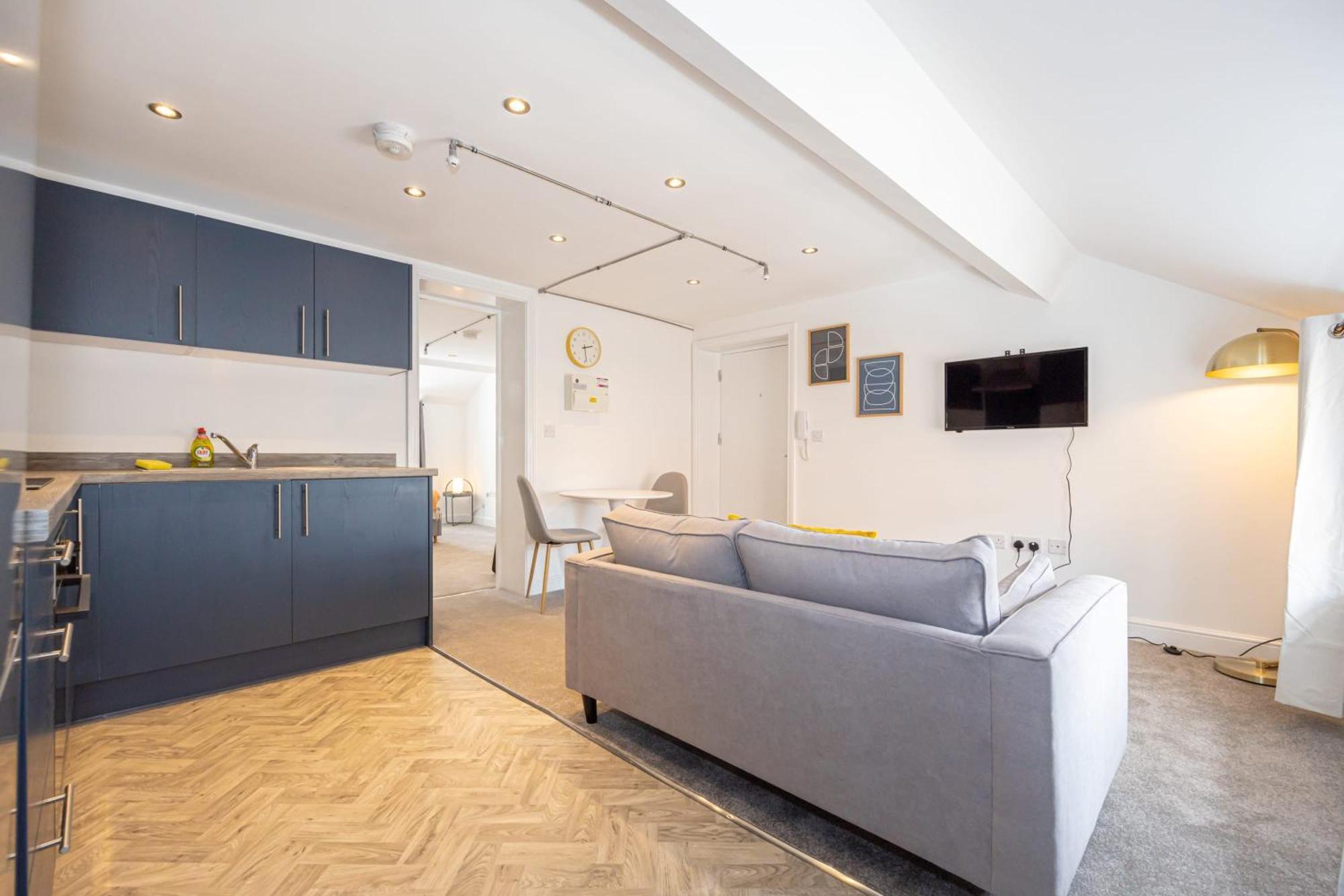 Beautiful 1 Bed 20Mins To Central Manchester ボルトン エクステリア 写真