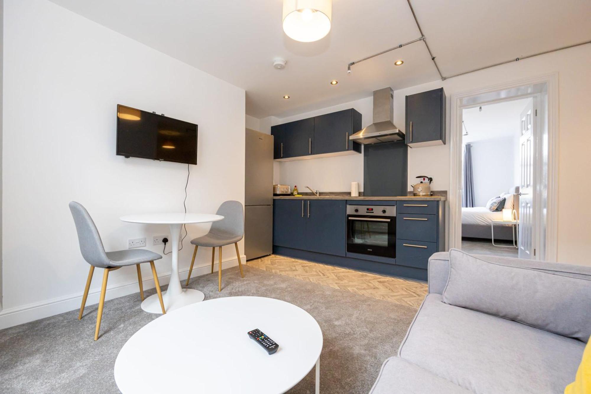 Beautiful 1 Bed 20Mins To Central Manchester ボルトン エクステリア 写真