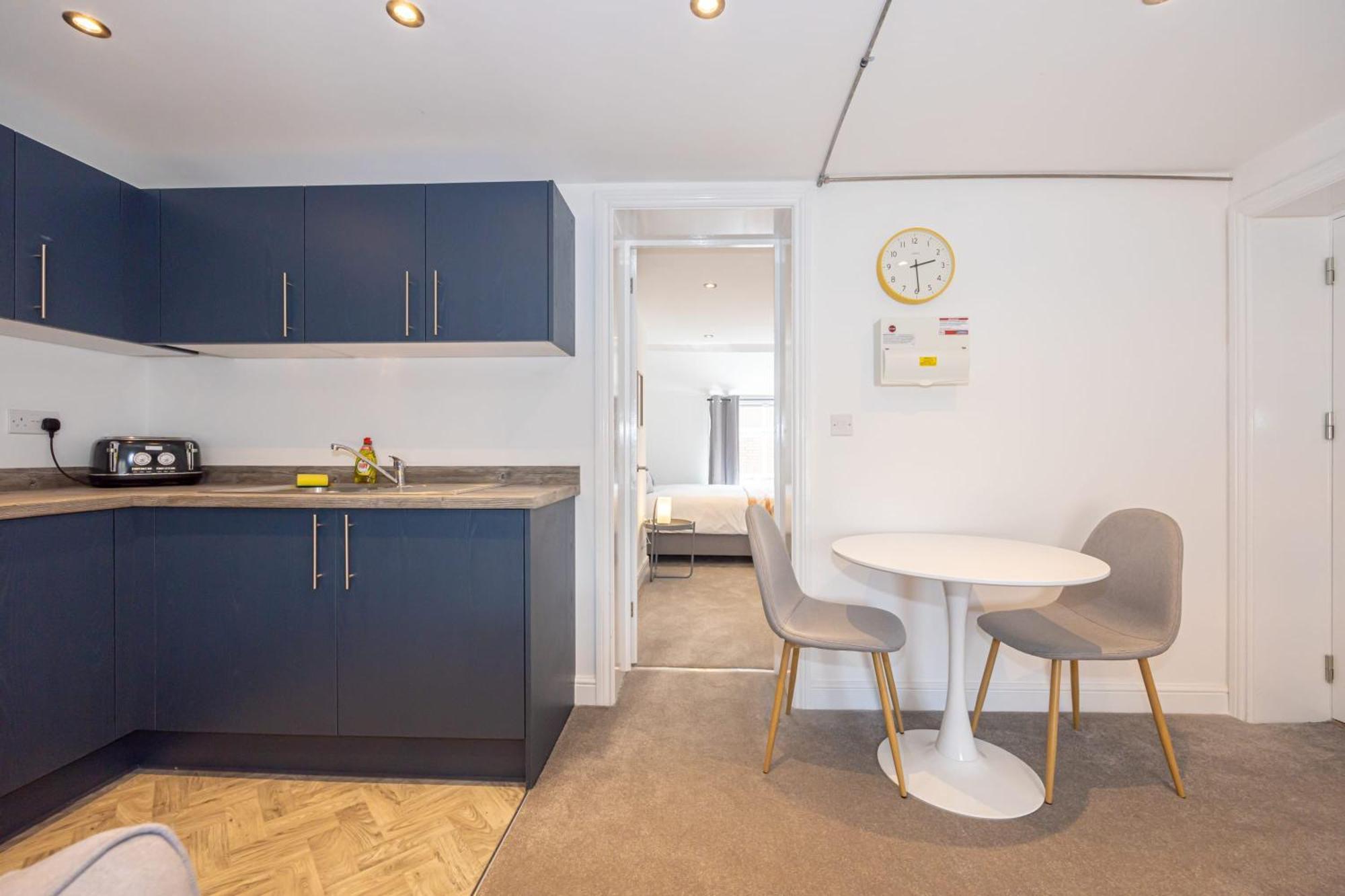 Beautiful 1 Bed 20Mins To Central Manchester ボルトン エクステリア 写真