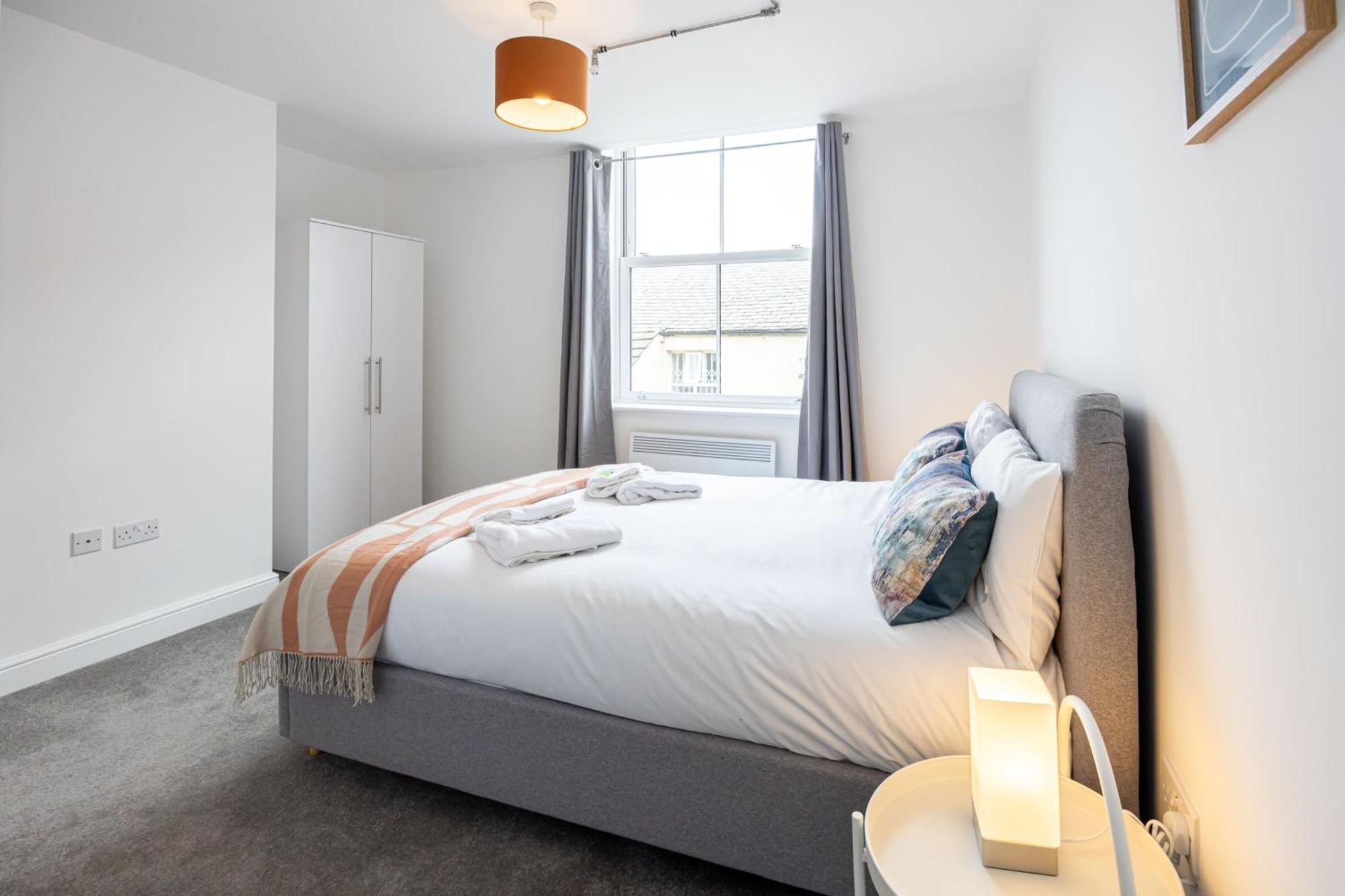 Beautiful 1 Bed 20Mins To Central Manchester ボルトン エクステリア 写真